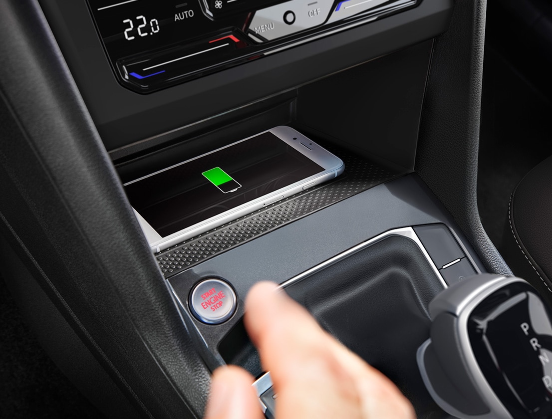 Jaunā SEAT Tarraco XPERIENCE Connectivity Box ar bezvadu lādētāju