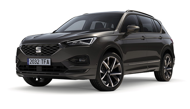 SEAT Tarraco FR in colour grey with 20” alloy wheels